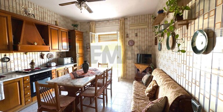 20251024154102-995910-10