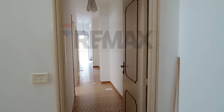 20251024183644-995996-27