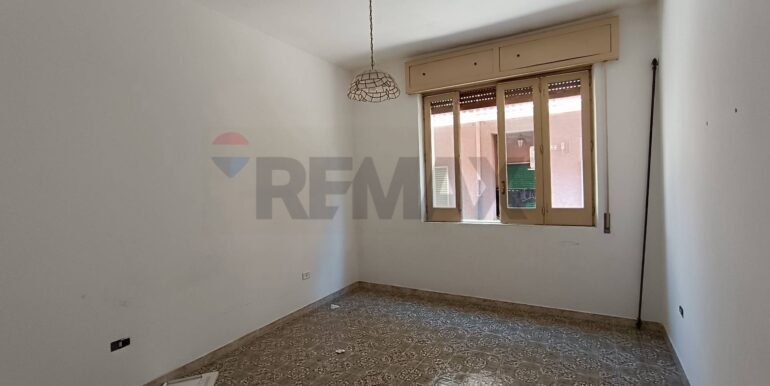 20251024183650-995996-29