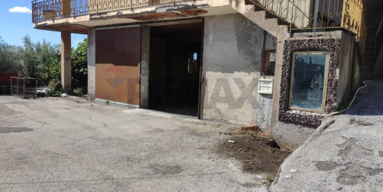 20251025113352-996074-17