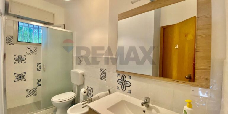 20251025131836-996093-8