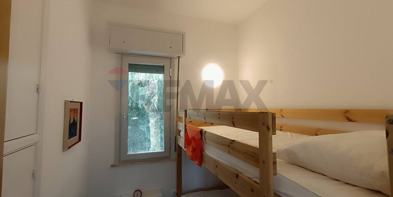 20251025132058-996093-52