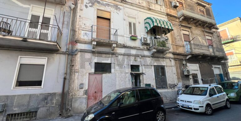 20251025225705-996109-8