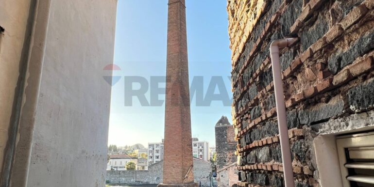 20251025225709-996109-9