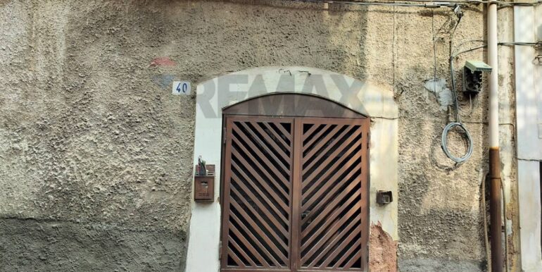 2025102585423-995474-3