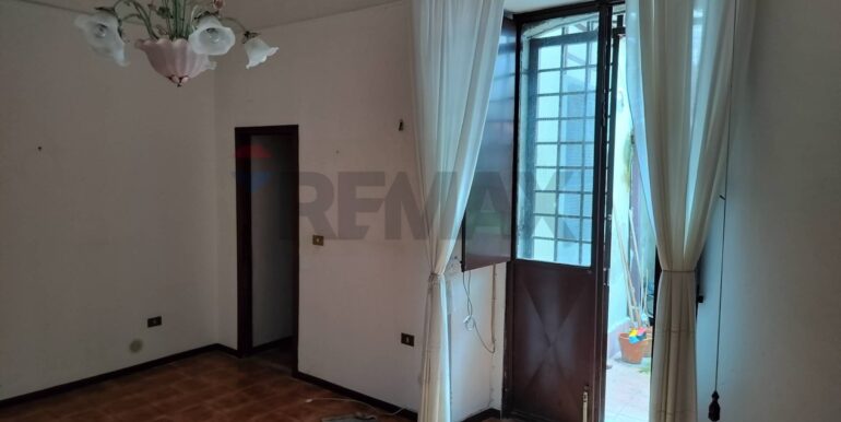 2025102585634-995474-10