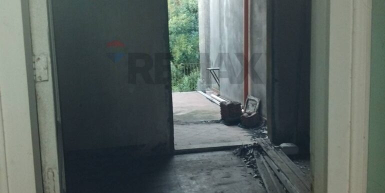 20251026122007-995352-17