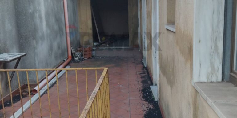 20251026122031-995352-24