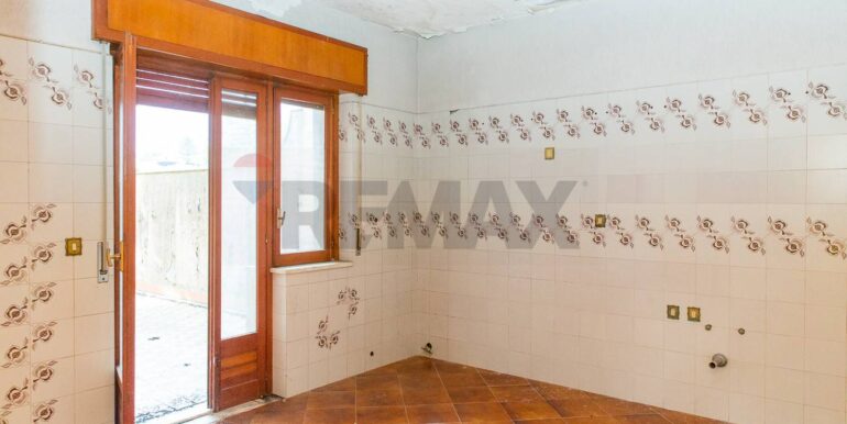 20251026181025-966487-14