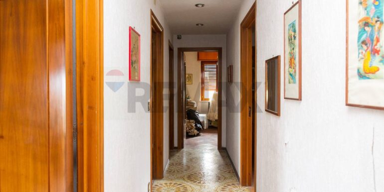 20251026181108-966487-29