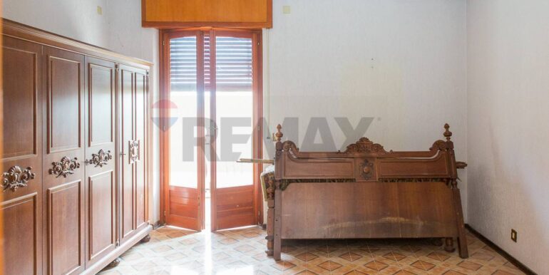 20251026181113-966487-31