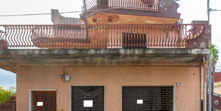 20251026181251-966487-66