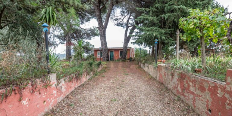 20251026215630-987093-2