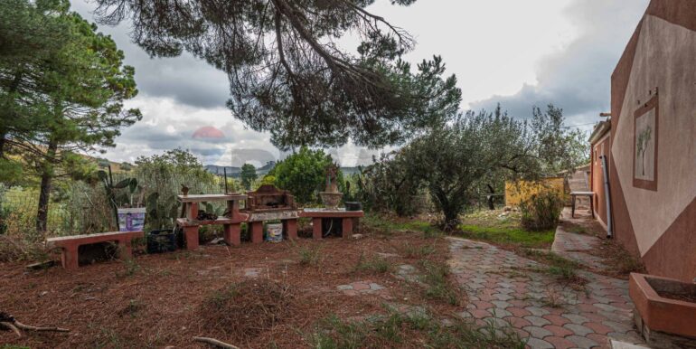 20251026215652-987093-6