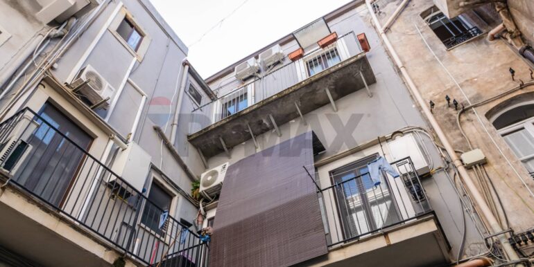 20251026231723-995702-6