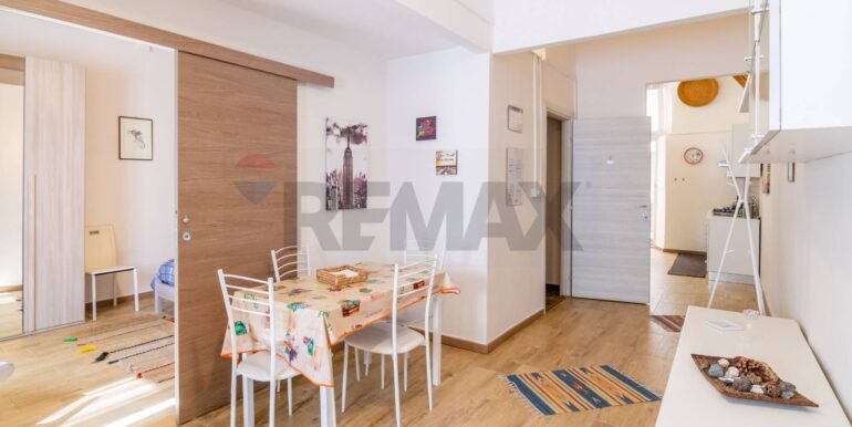 20251026231758-995702-18