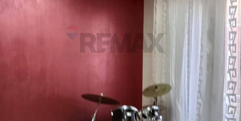 20251027101635-996041-11