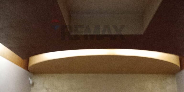 20251027101647-996041-18