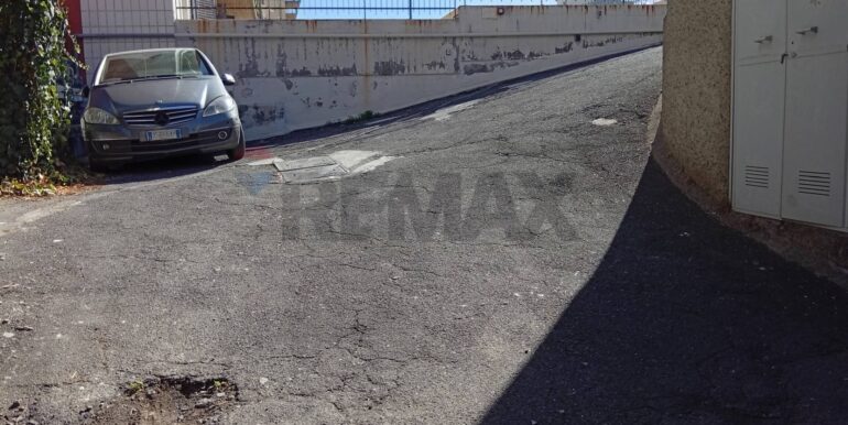 20251027111343-996070-14