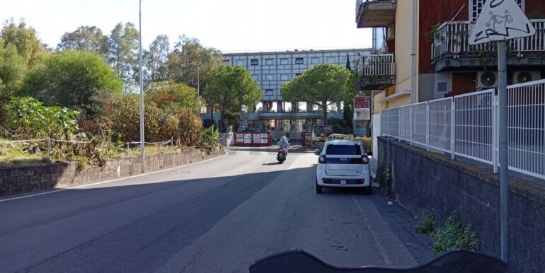 20251027111908-996070-11