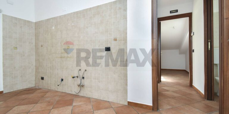 20251027123557-996236-11