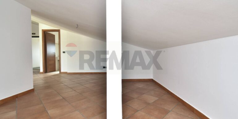 20251027123602-996236-14