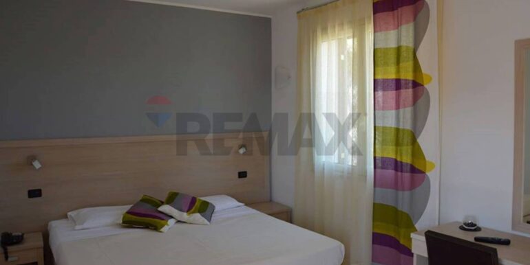 20251027124201-996264-2