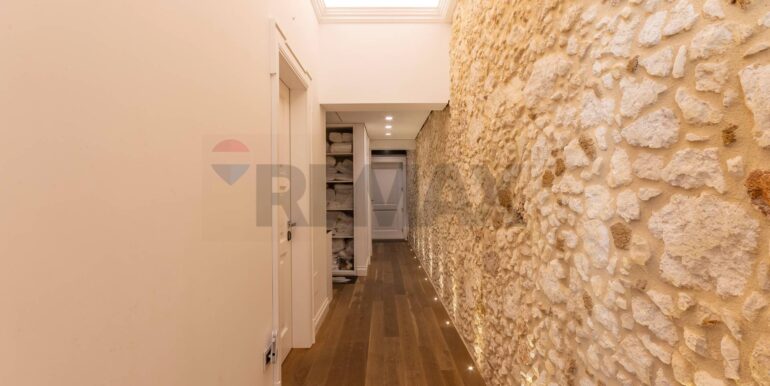 20251027185305-993929-8