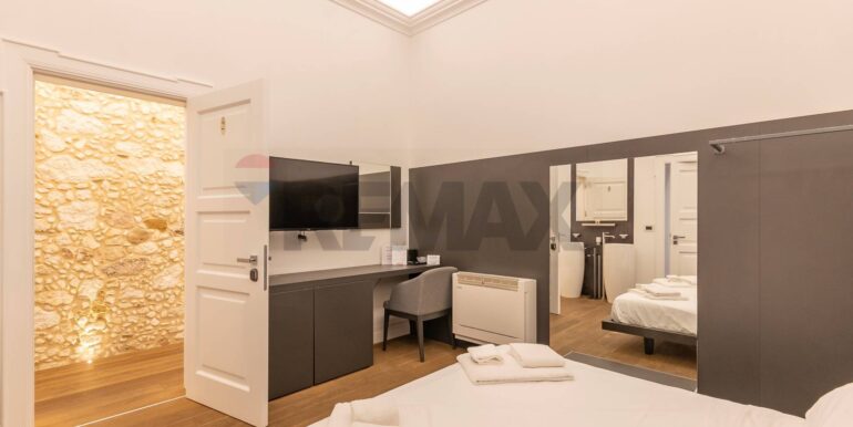 20251027185325-993929-13