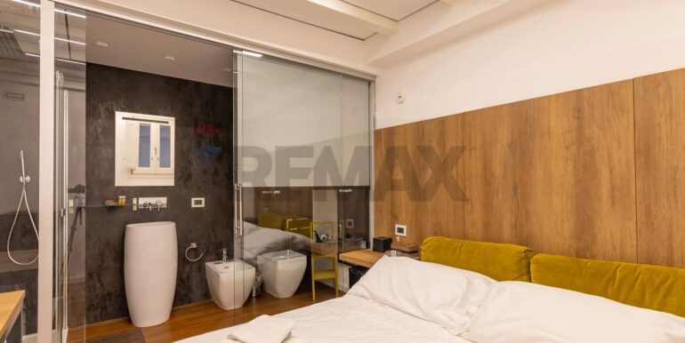 20251027185341-993929-17