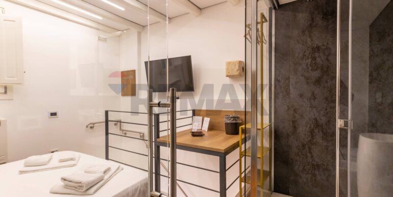 20251027185351-993929-19