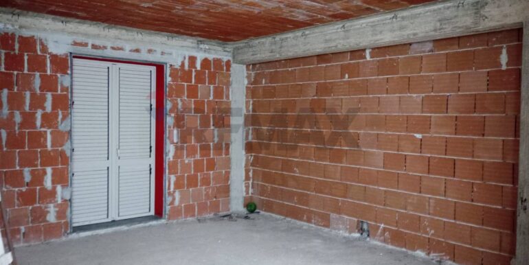 2025102793823-996008-5