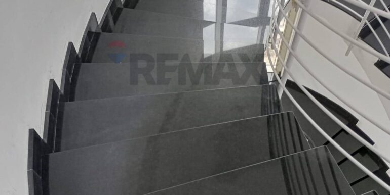 2025102793826-996008-7