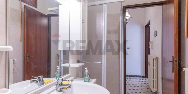 20251028163522-994484-31