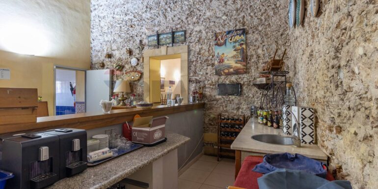 20251028171345-994140-6