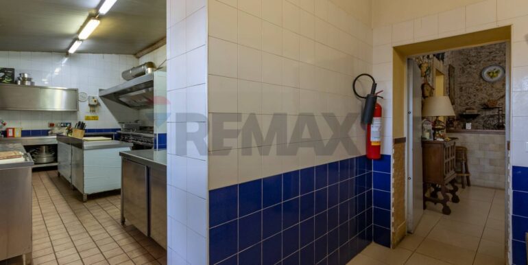 20251028171404-994140-11