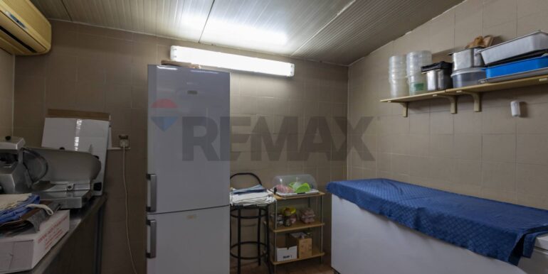 20251028171421-994140-16