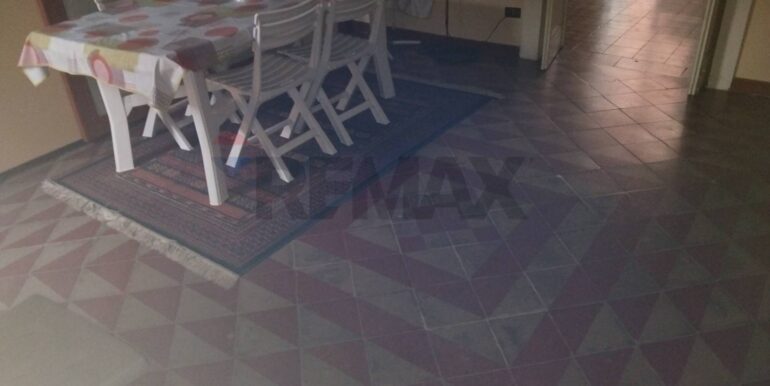 20251028173551-996786-8