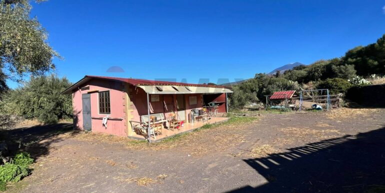 20251028175649-996791-14