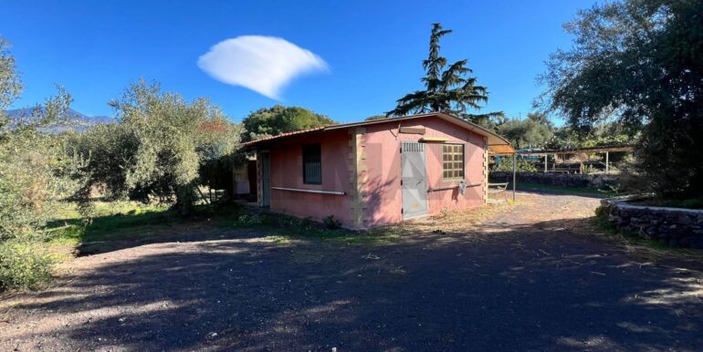 20251028175701-996791-16