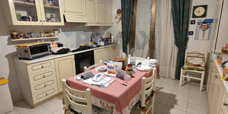 20251028181924-994468-3