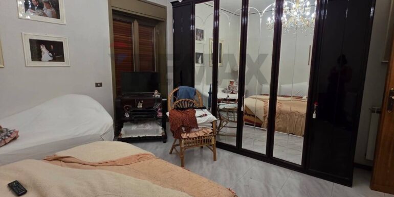 20251028182003-994468-14