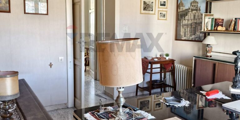 20251029101303-996860-14