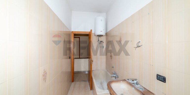 20251029102600-996793-10