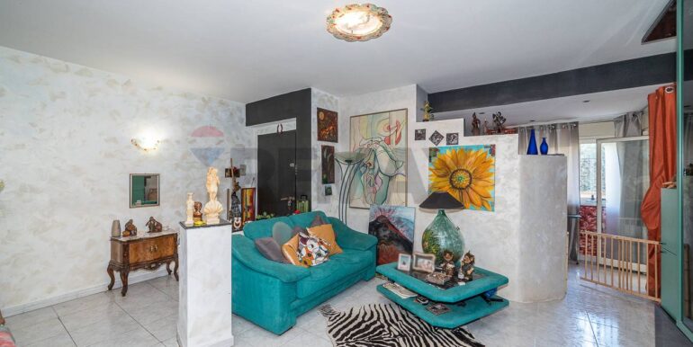 20251029105358-996877-5