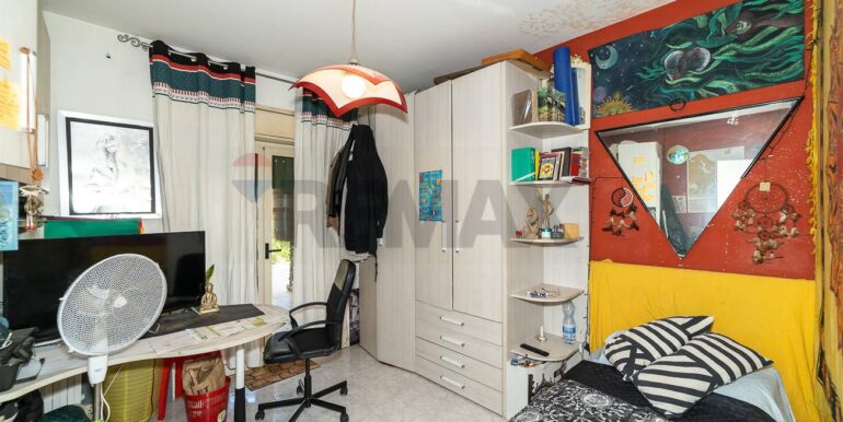 20251029105359-996877-14