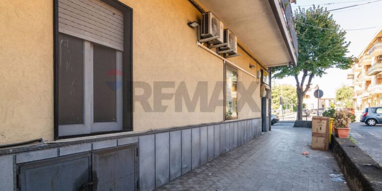 20251029111127-996888-25