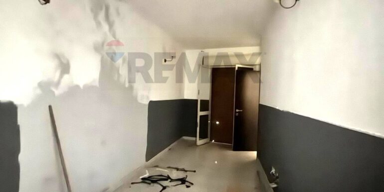 20251029111819-996878-8