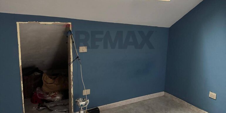 20251029111826-996878-11