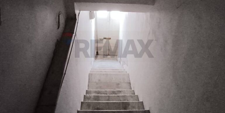 20251029122447-996838-4